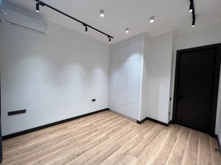 Продаётся Шыкарной Новостройка Парисиен 3/5/8 Hi-Tech Укомплектована.