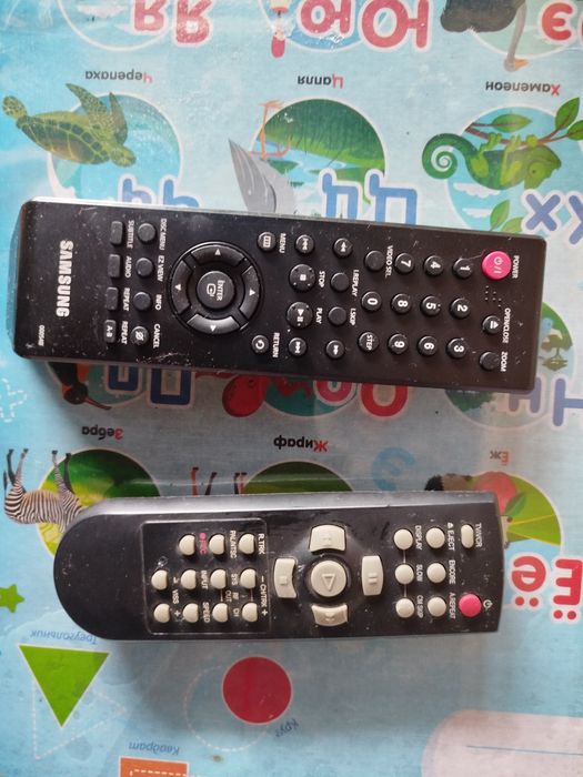 Продам пульты, 2 шт осталось.