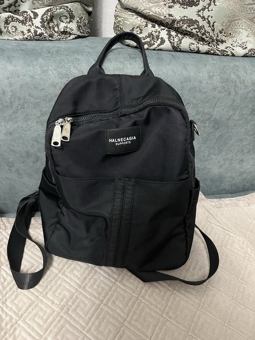 Продам чёрный рюкзаки