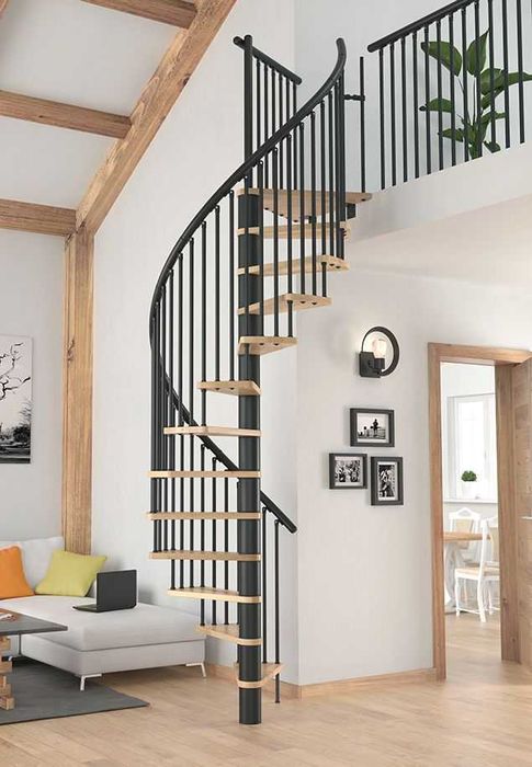 Scara spirala Kappa ,Sigma de interior cu elemente metalice si fag