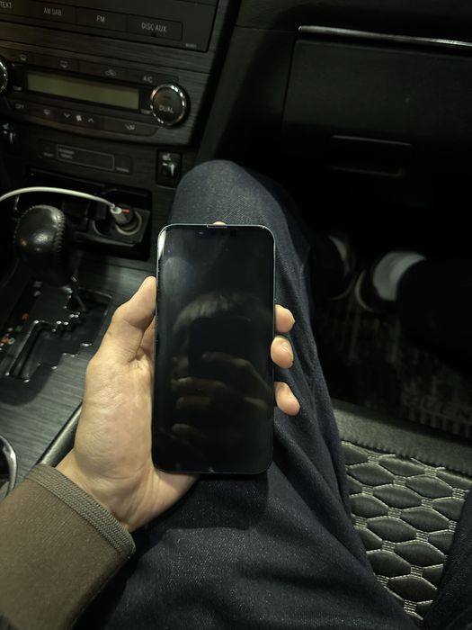 Iphone 13 в идеальном состоянии