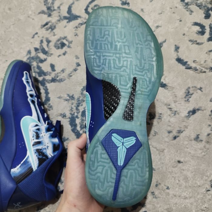 Баскетбольные кроссовки