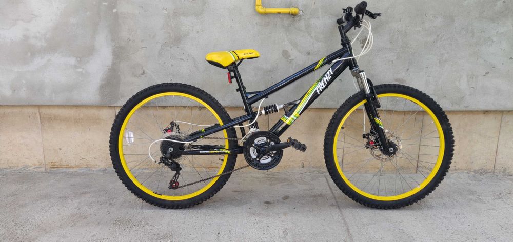 Bicicleta Mtb cu roti de 24 inch cu frane pe disc