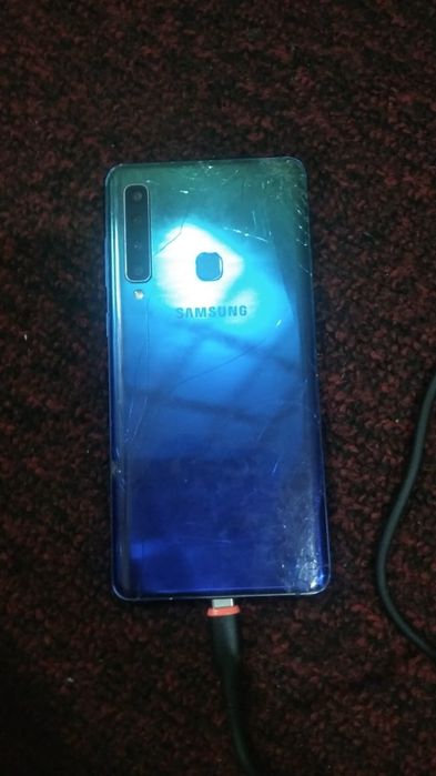 Самсунг а9 на 128гига срочно