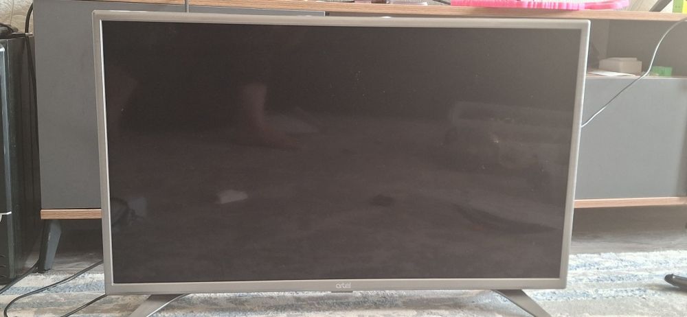 Продаётся  Теливзор 5000. Компьютер 5000