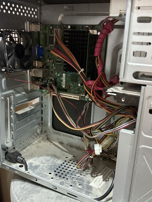 Системный блок (можно на запчасти )