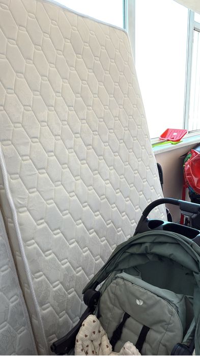 Продам 2 матраса