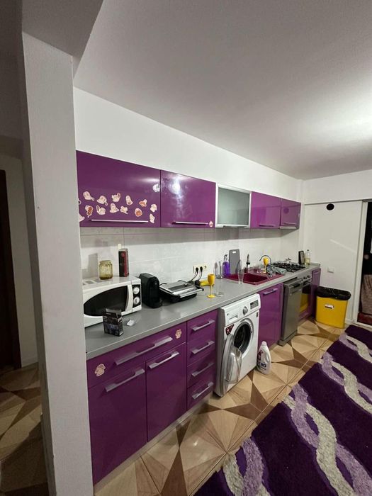 Vand apartament 4 camere