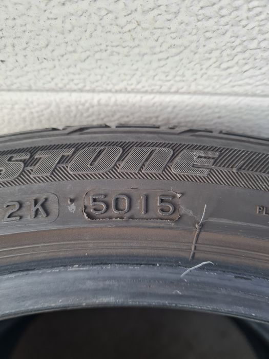 Летни гуми 2 броя BRIDGESTONE Potenza RE050A 215 40 R17 дот 5015