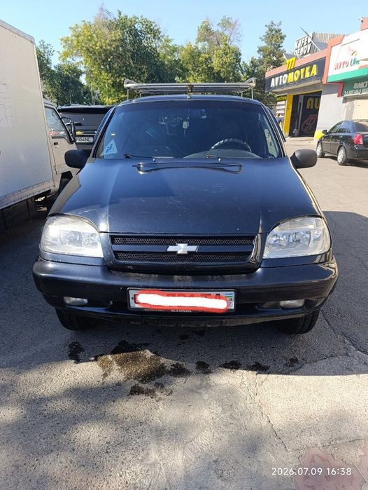 Niva Chevrolet автомобиль