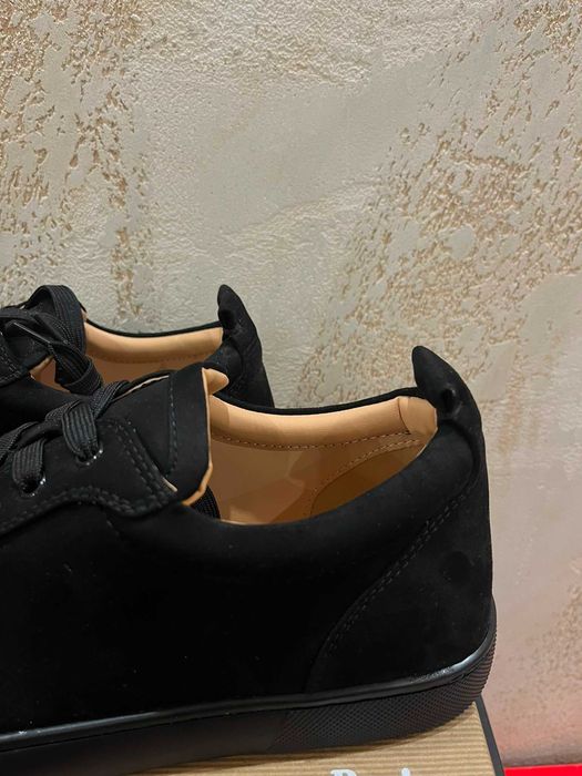 Мъжки обувки тип Christian Louboutin Louis Junior Spikes (Черен велур) – Размер 44