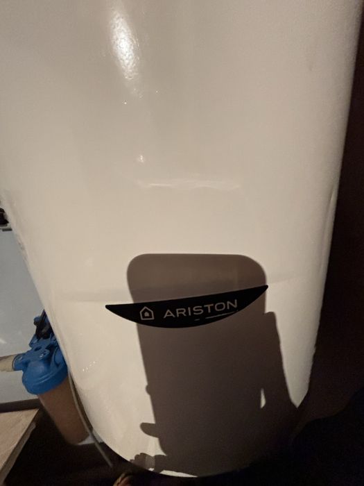 Водонареватель Ariston