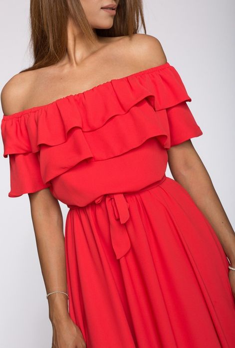 Rochie lunga ,roșie ,mărimea L