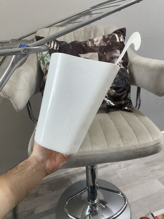 Ведерко с крючком для рассады или мелочей