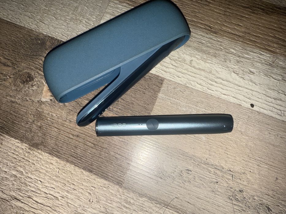 Iqos Iluma Albastru