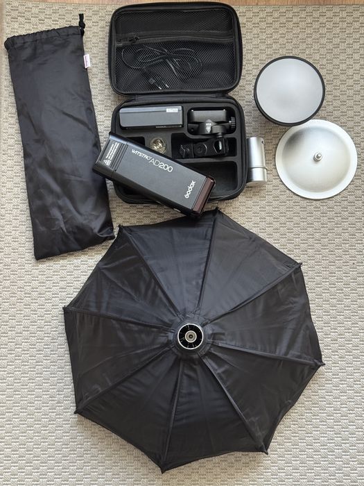 Godox ad200 cu accesorii