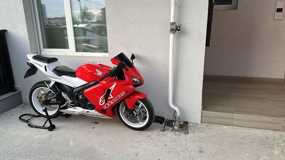 Honda CBR600RR 2004