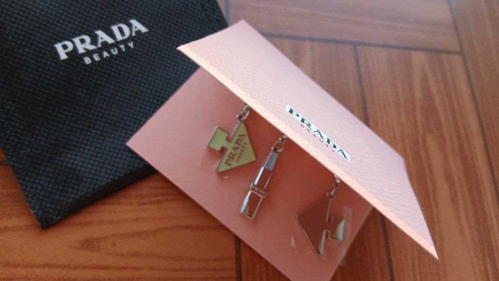 Prada Beauty Charms în Săculeț Negru Original