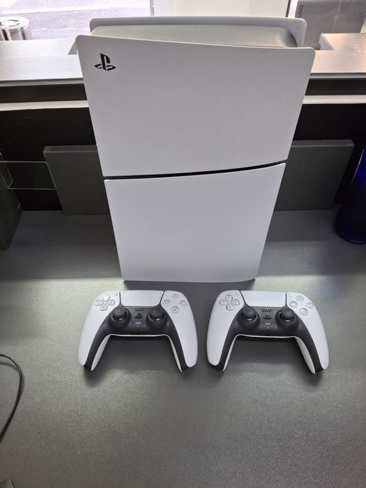Sony PlayStation 5 Slim Digital 2 manete