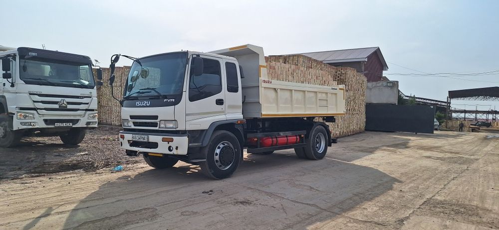 Isuzu samosval 2016 yil