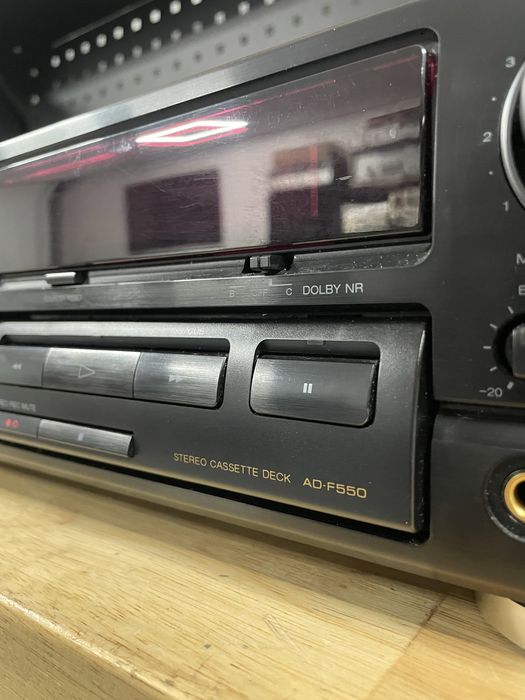 Deck aiwa ad-f550