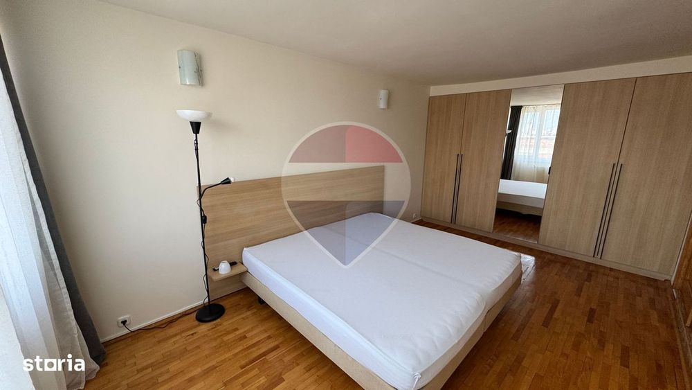 DE ÎNCHIRIAT apartament spatios cu 2 camere în vilǎ