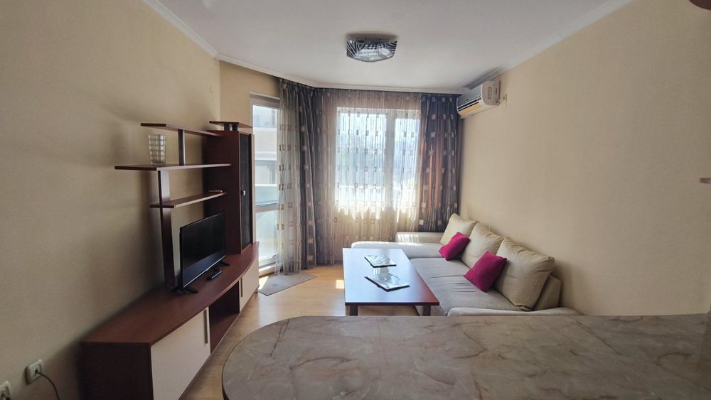 Продава се Двустаен апартамент в Пловдив, Младежки Хълм - 62 кв.м за 2178 €/кв.м - Снимка #2