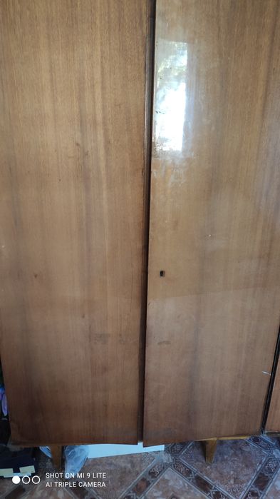 Продам телевизор