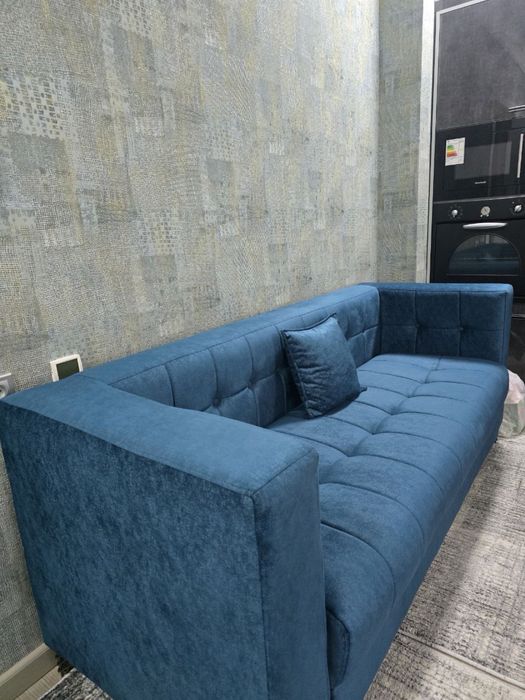 Продам новый стильный диван