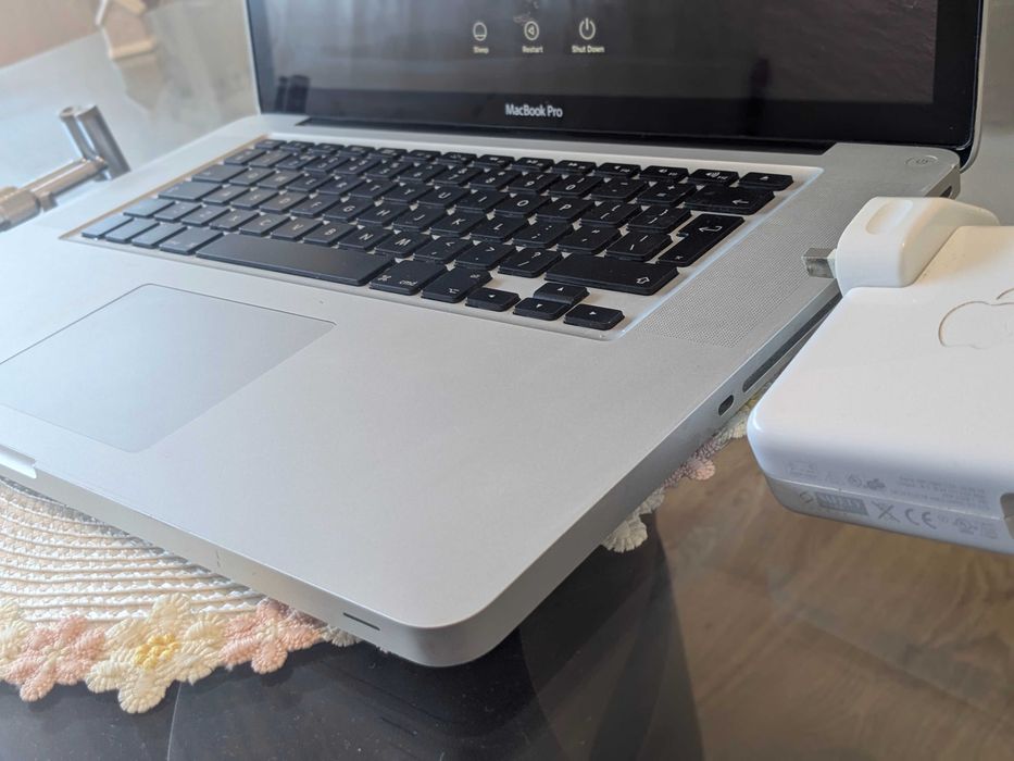 Macbook Pro 2012 Intel i7 15инча 256GB SSD 16GB Ram