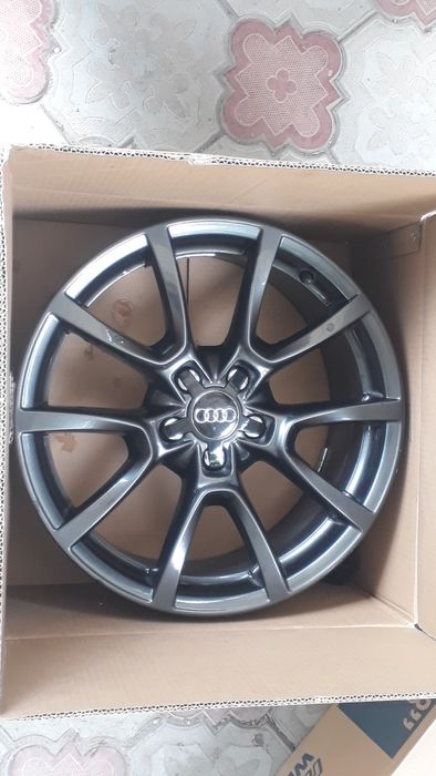 AUDI диски размер 18