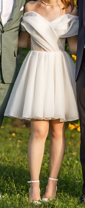 Rochie mireasa lunga / scurta