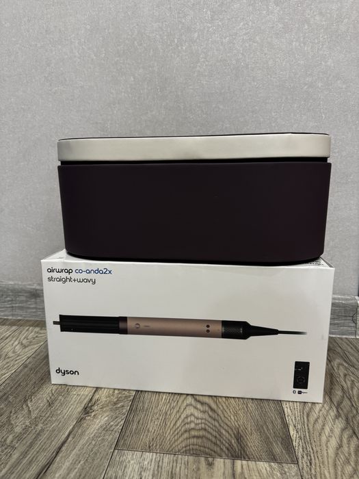 Dyson co-anda 70.000