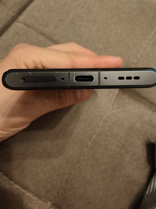 OPPO Find X7 Ultra 16GB/512GB – Cameră TOP 1”, 96% baterie, stare excelentă