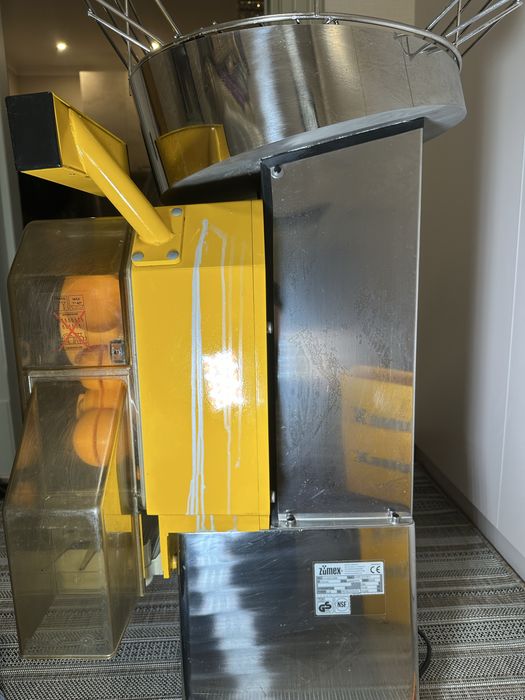 Соковыжималка ZUMEX 32D