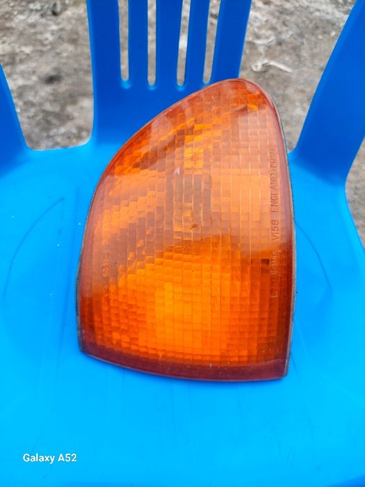 Продам поворотник е38