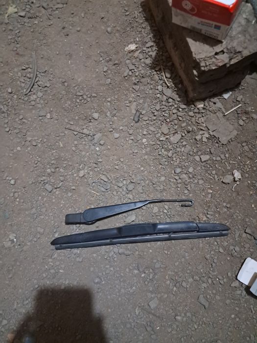 Трос сцепления,, переключатель стеклоочист, уплотн багажника от приоры