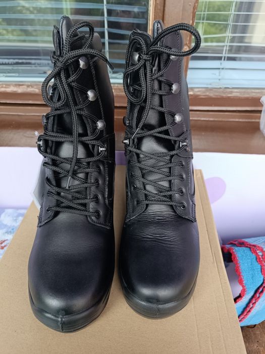 Полицейски зимни кубинки 45 номер