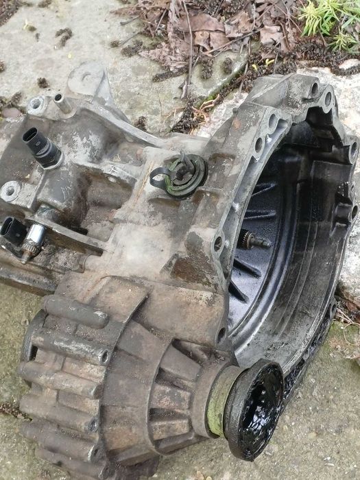 Скоростна кутия за Volkswagen Golf 4 1.6 бензин
