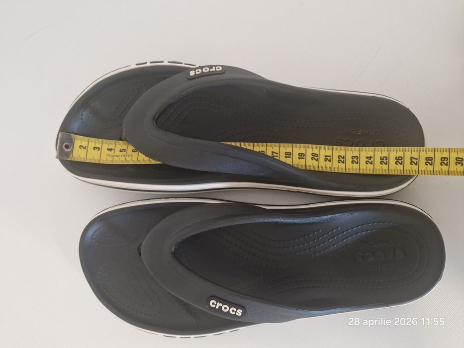 Crocs slapi 42 flip flops