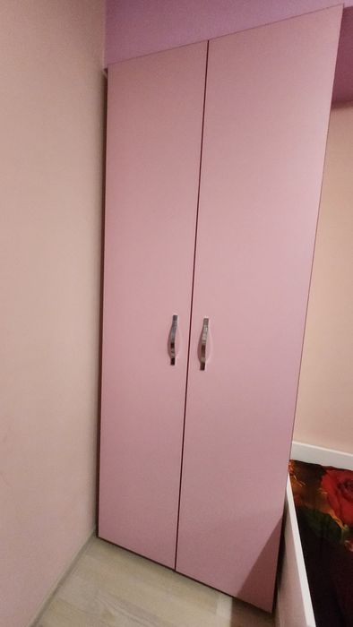 Mobila dresing, comoda si covor de vanzare