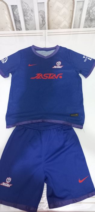 Продам спортивный костюм. Жастар