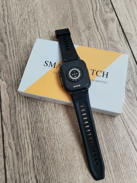 Нов смарт часовник