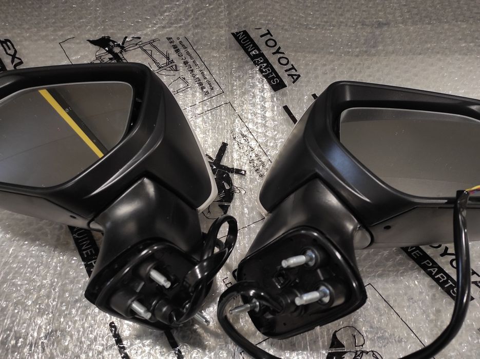 Боковые зеркала Toyota