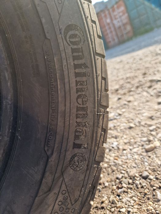 Anvelope 235/65R16C marca Continental, DOT 2023, 6 mm