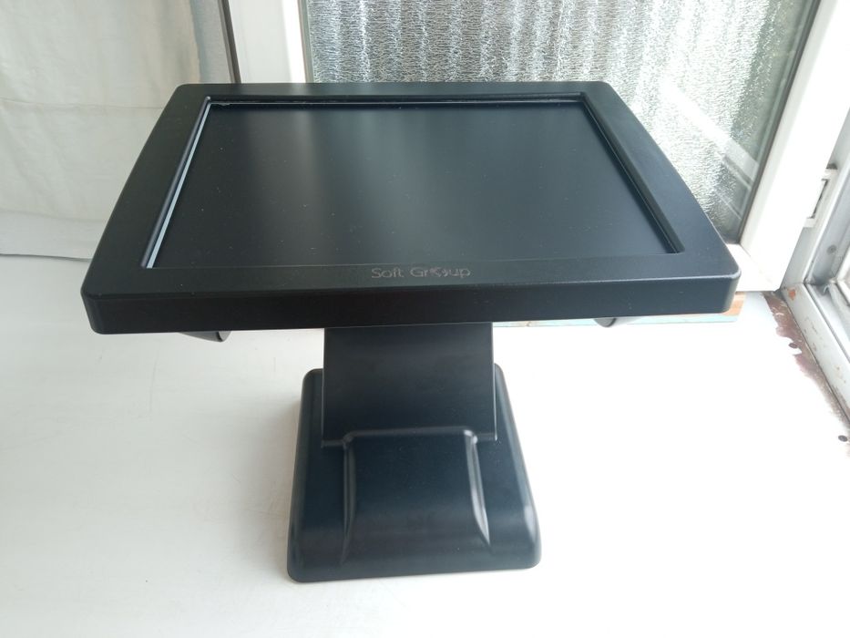 Моноблок 15" 4 ядерный 4gb ОЗУ SSD