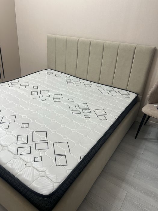 Спальный кровать