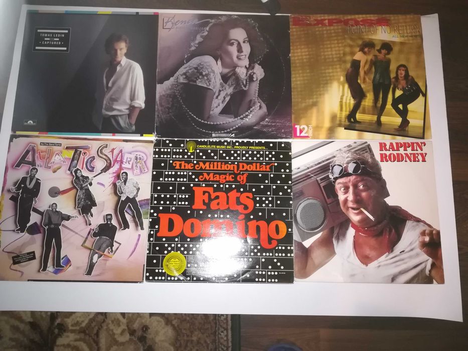 DIscuri  vinil  { pick up }   de toate genurile  rock, pop, disco,jazz, electro, clasica etc,
