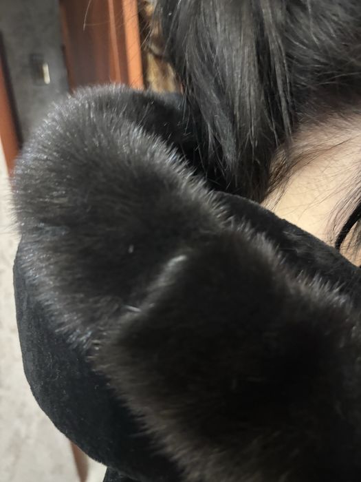 Срочно! СРОЧНО! Продам шубу мутон с отделкой из норки. Шуба на замке!!