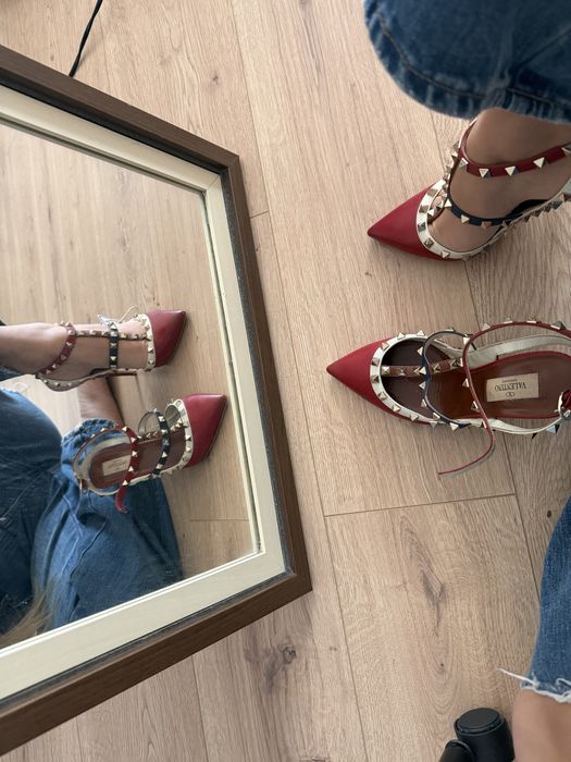 Pantofi Valentino 38/ pantofi Laboutin 39
